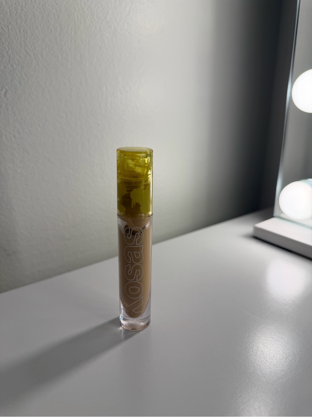 Kosas Concealer Stick in Yellow Cap, Beige Shade